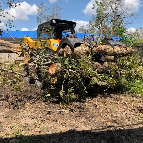 Meet the Posher - Tami - Picture 6 of 8